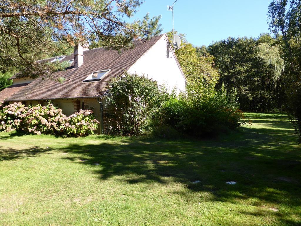 Les Fontenils Lassay-sur-Croisne Exterior photo